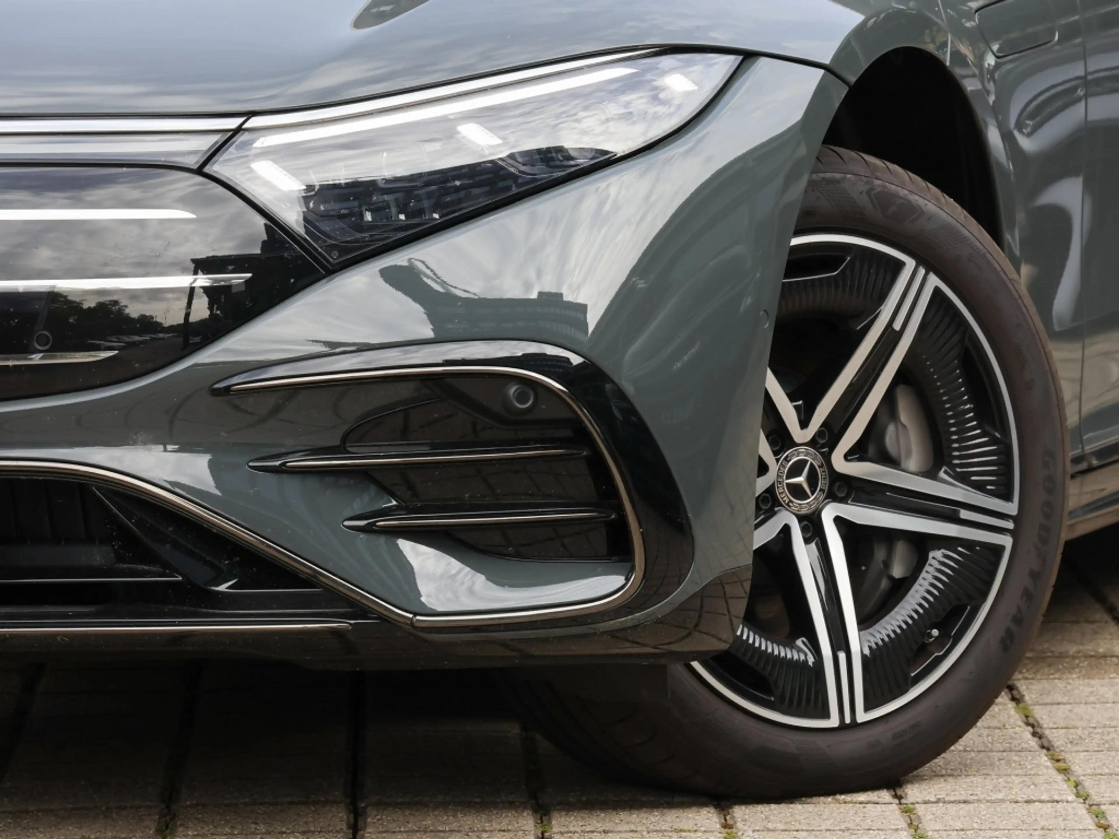 Mercedes-Benz EQS 4M AMG-Sport/Sitzkl/Multk.Sitze/Fond-Ent — photo 6