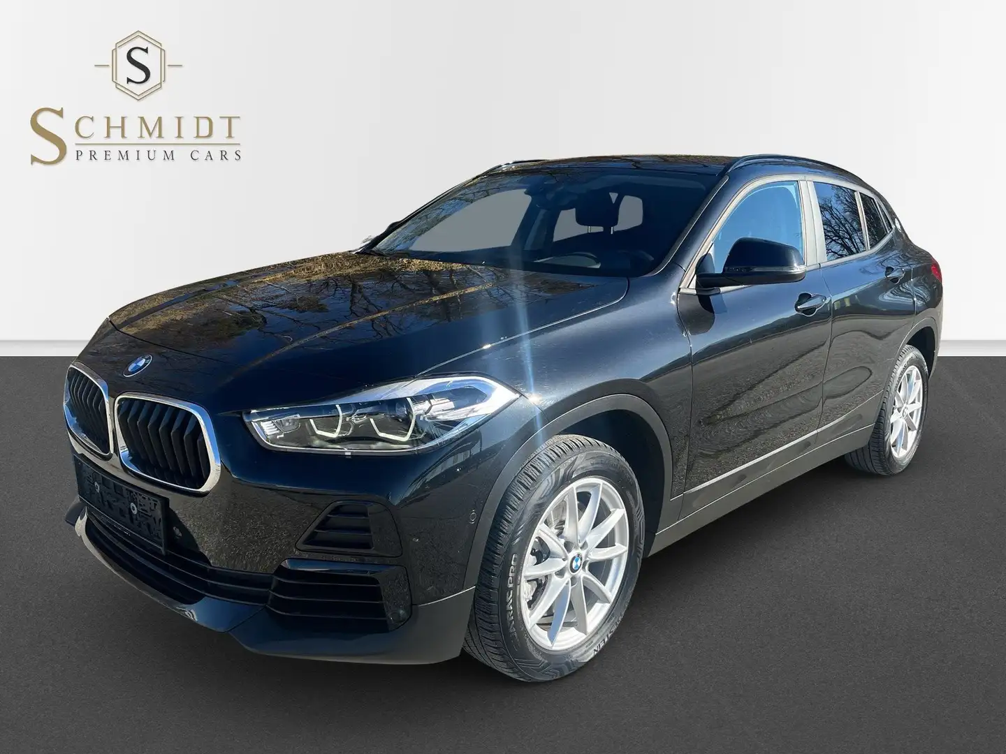 BMW X2 xDrive20d vantage Schwarz - 1
