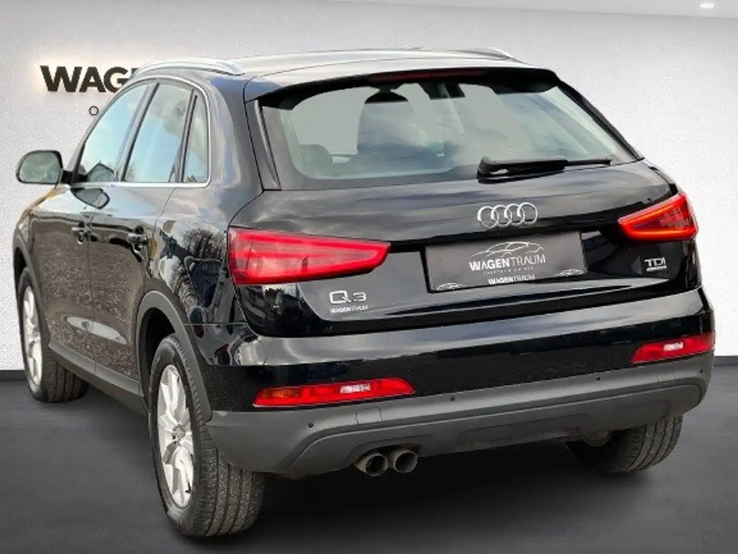 Audi Q3 2.0 TDI quattro - Anhängerkupplung - Automatik - Schwarz - 2
