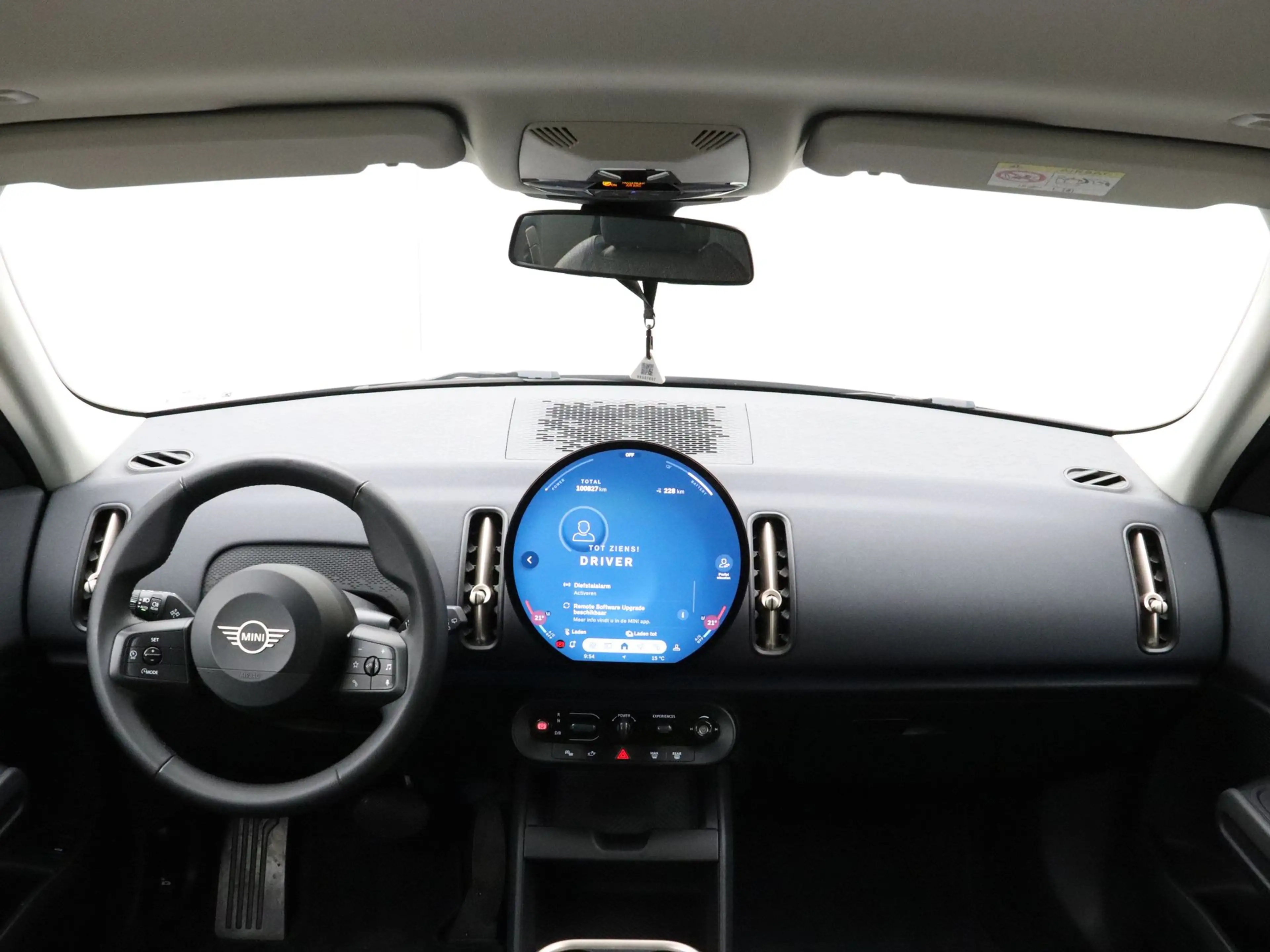 MINI Countryman E Essential Pakket XS — photo 12