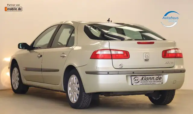 Renault Laguna view 6