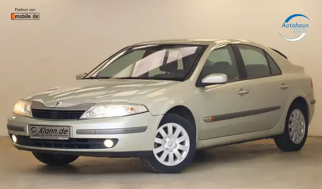 Renault Laguna view 3