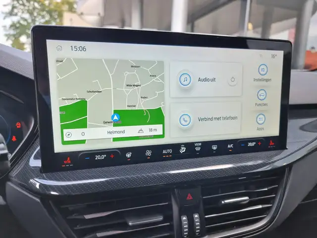 Ford Focus view 17