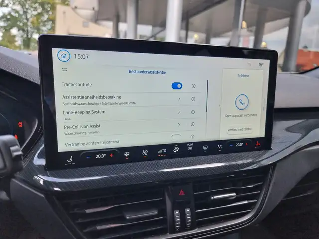 Ford Focus view 19
