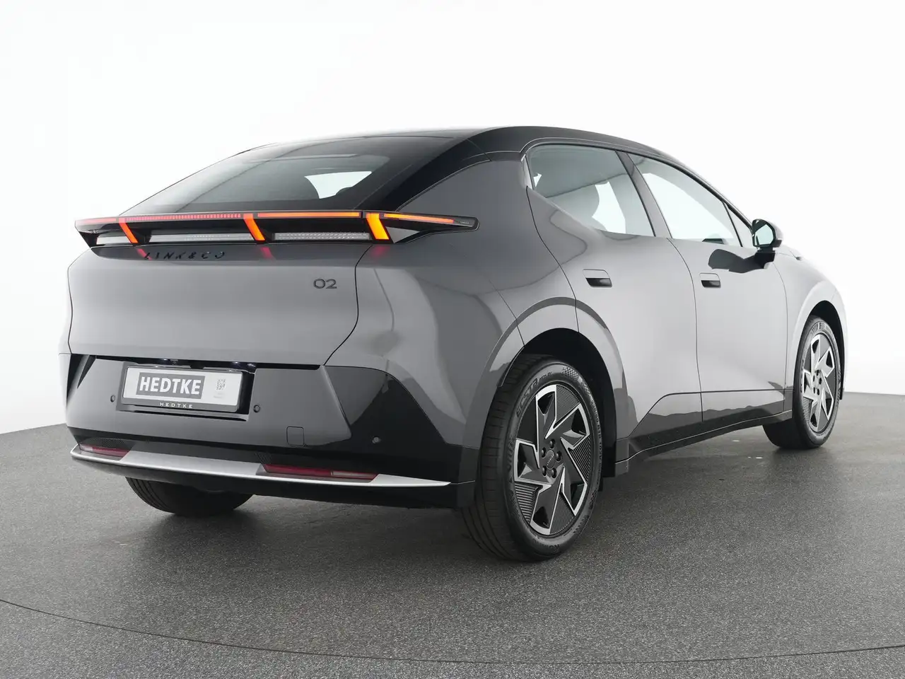 Lynk & Co 02