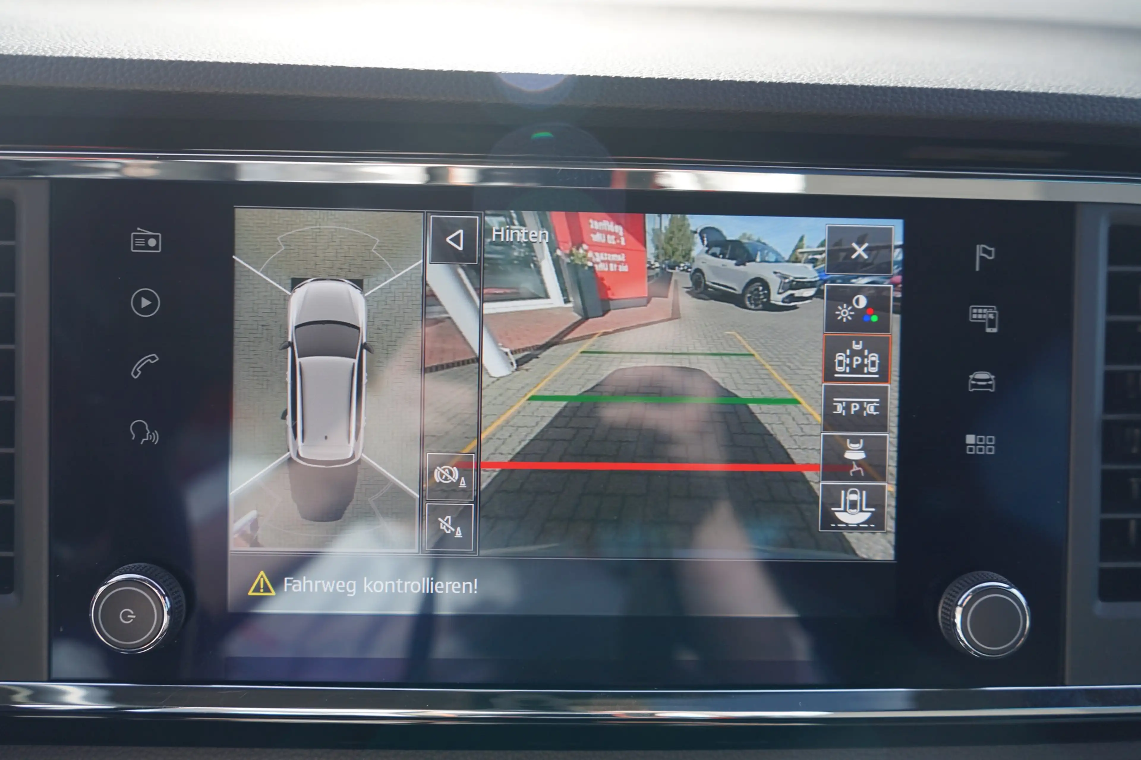 CUPRA Ateca 2.0 TSI 4Drive LED Navi Panorama AHK Beats — photo 20
