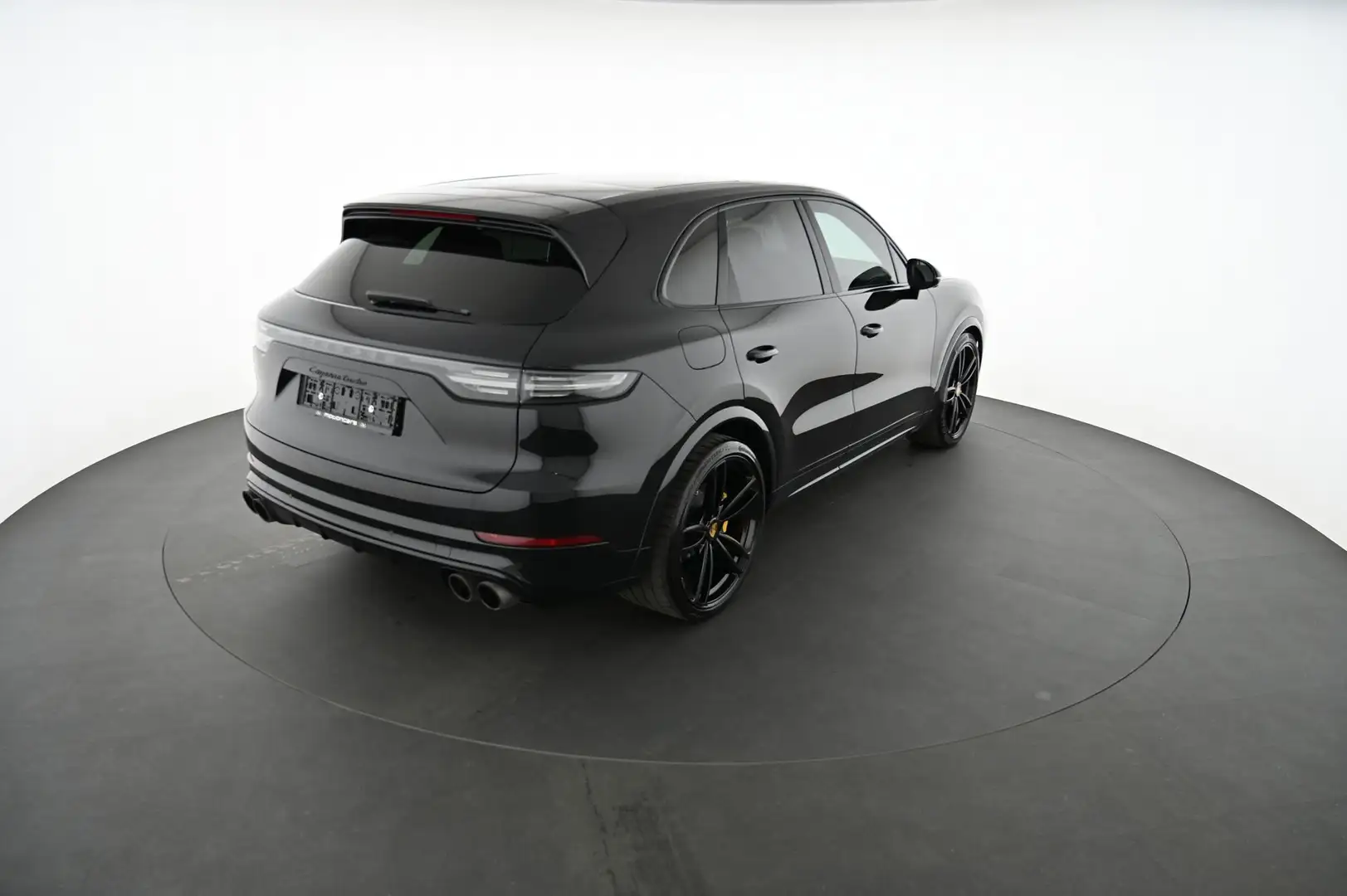 Porsche Cayenne Turbo Schwarz - 2