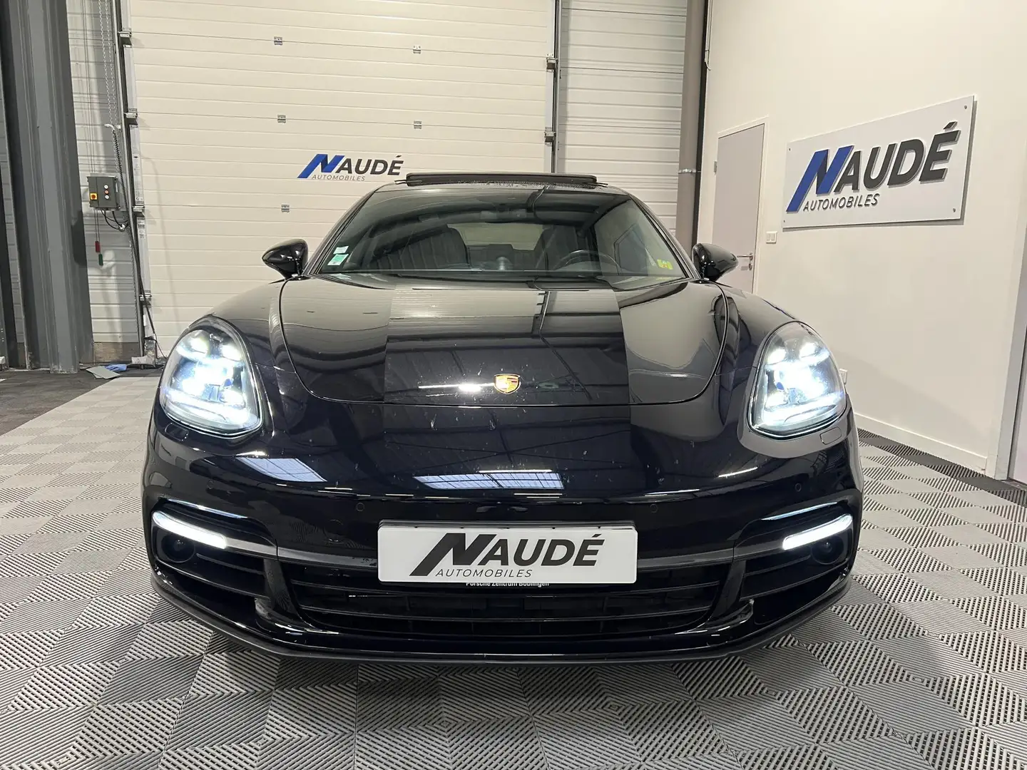 Porsche Panamera 4 Sport Turismo e-hybrid 2.9 V6 462 CH PDK8 Noir - 2