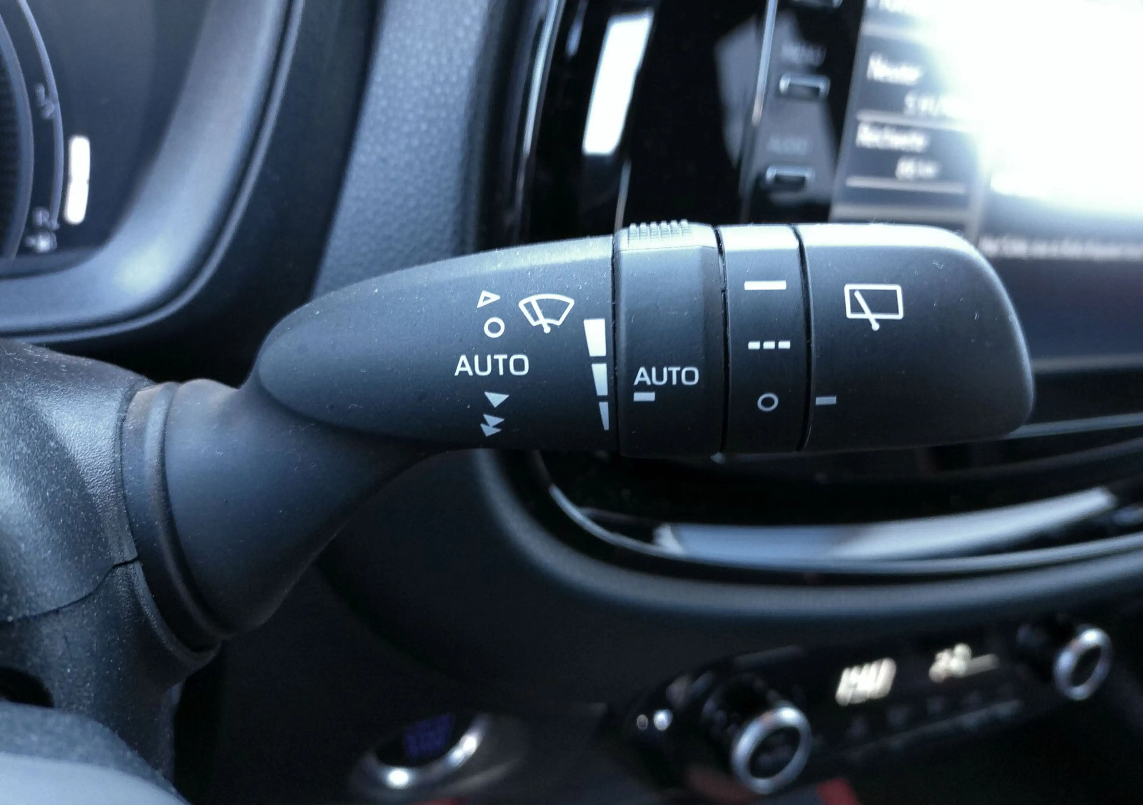 Toyota Aygo X Pulse*Allwetterreifen*CarPlay* — photo 14