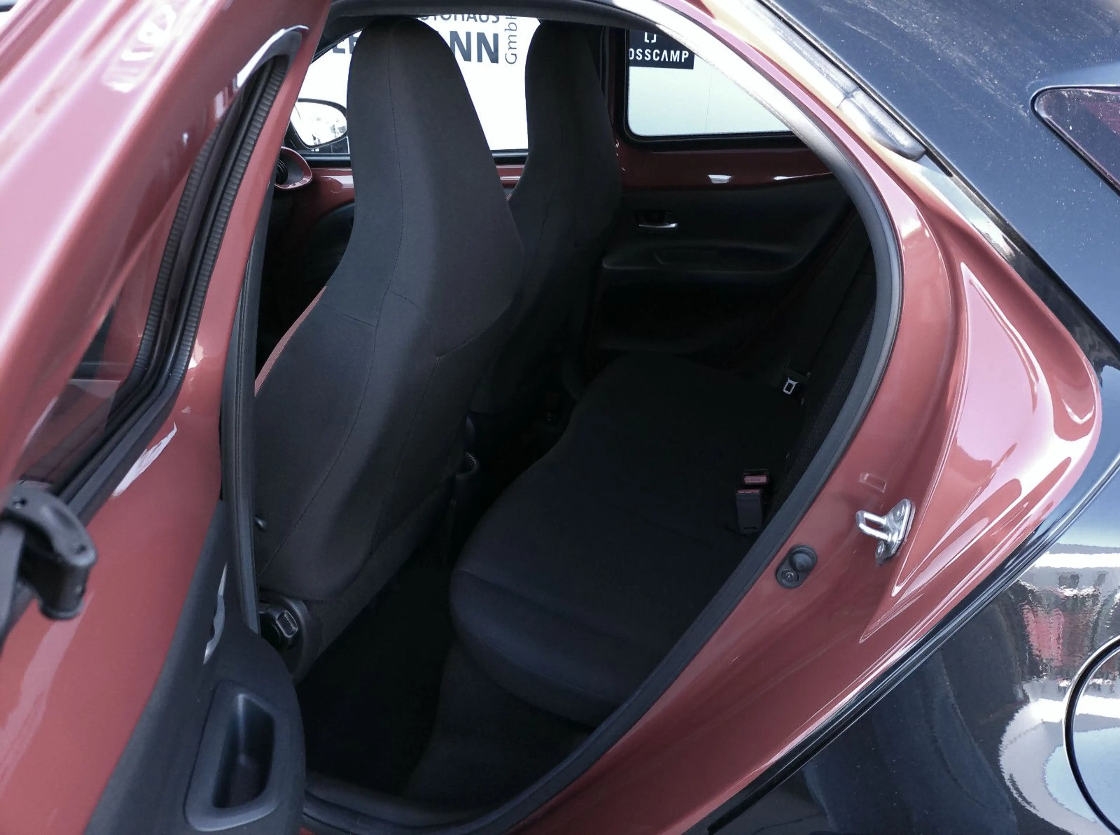 Toyota Aygo X Pulse*Allwetterreifen*CarPlay* — photo 7