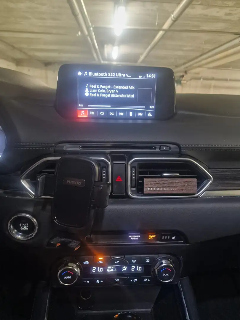 Mazda CX-5 CX-5 SKYACTIV-G 160 Drive AWD Exclusive-Line Zwart - 2