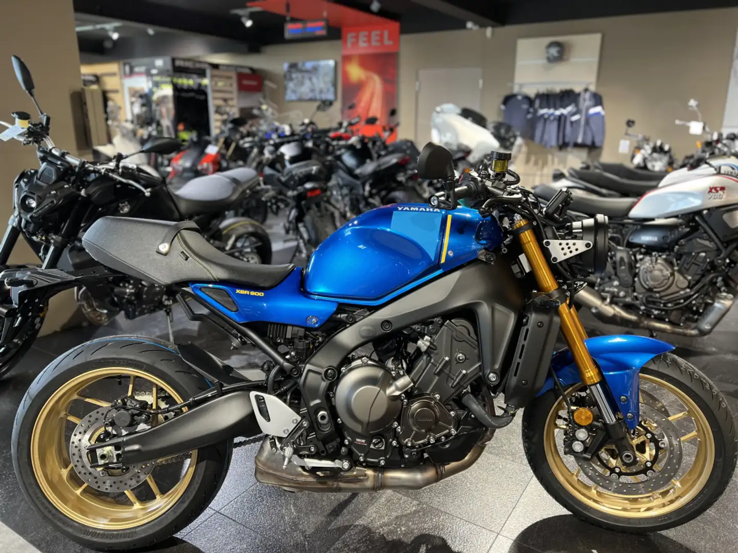 Yamaha XSR 900 35 KW DEBRIDABLE Albastru - 1