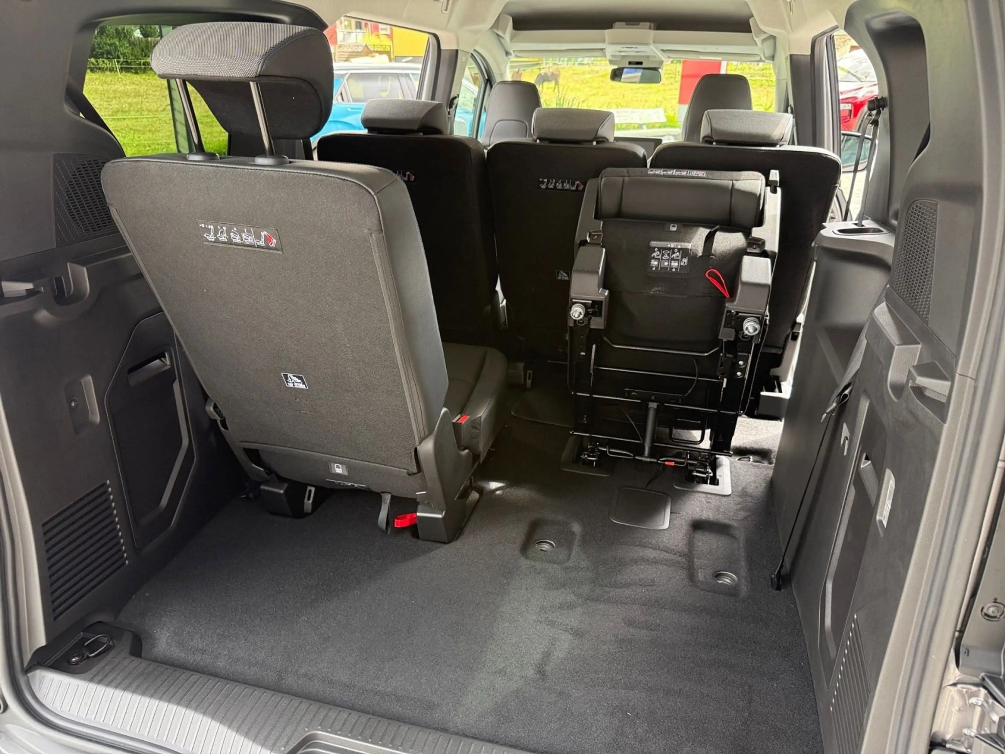Nissan Townstar DIG-T 130 L2 Tekna, Kamera 360°, 7Sitze — photo 13