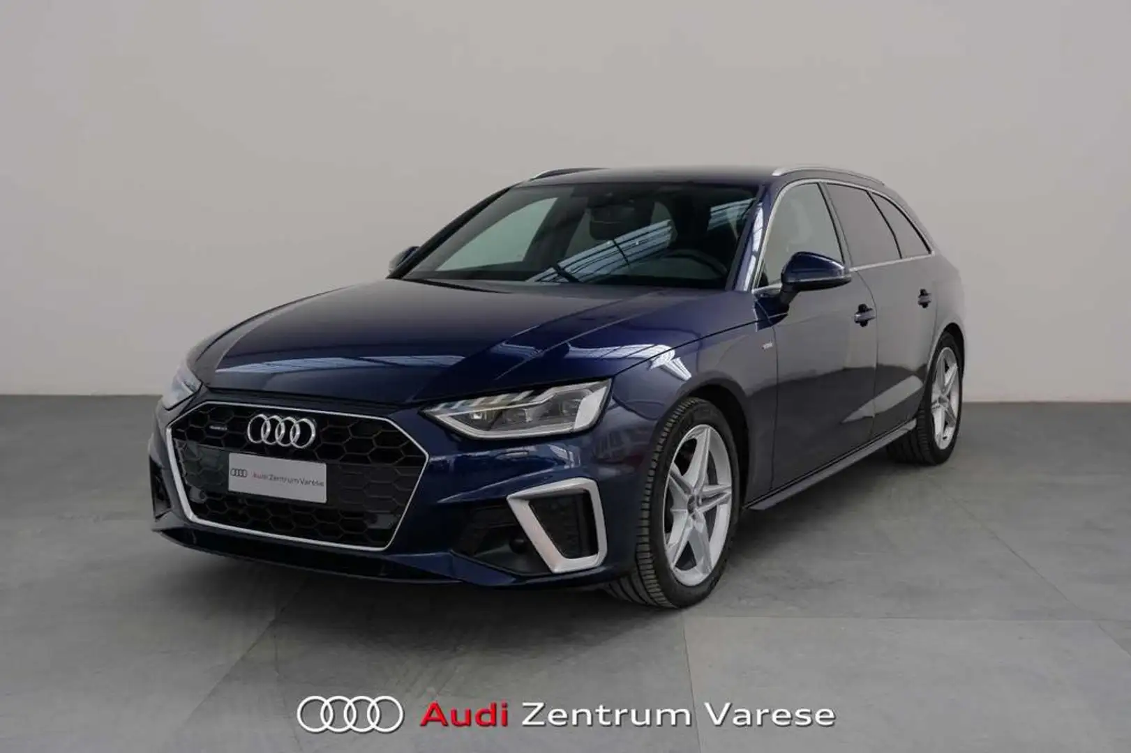 Audi A4 Avant 40 2.0 tdi mhev S line edition quattro Blu/Azzurro - 1