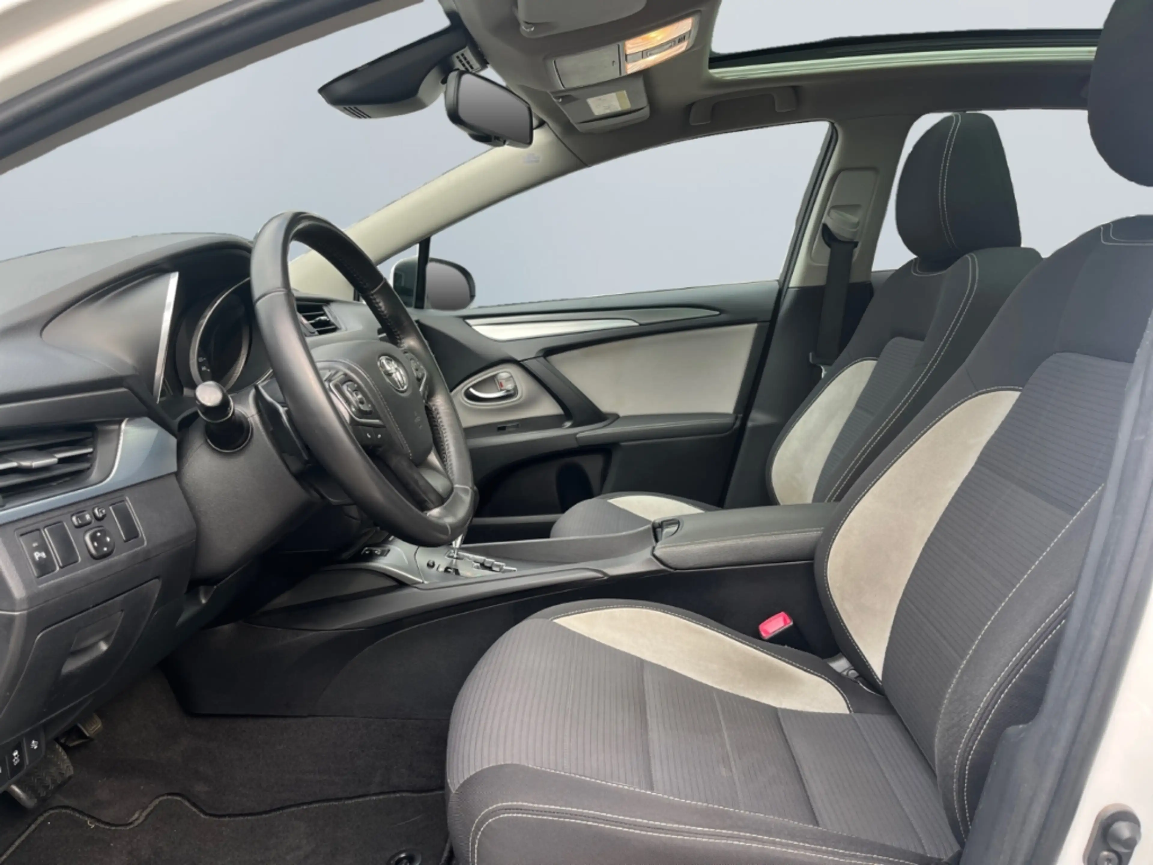 Toyota Avensis Touring Business *LED*R-Kamera*SHZ*Klima* — photo 9