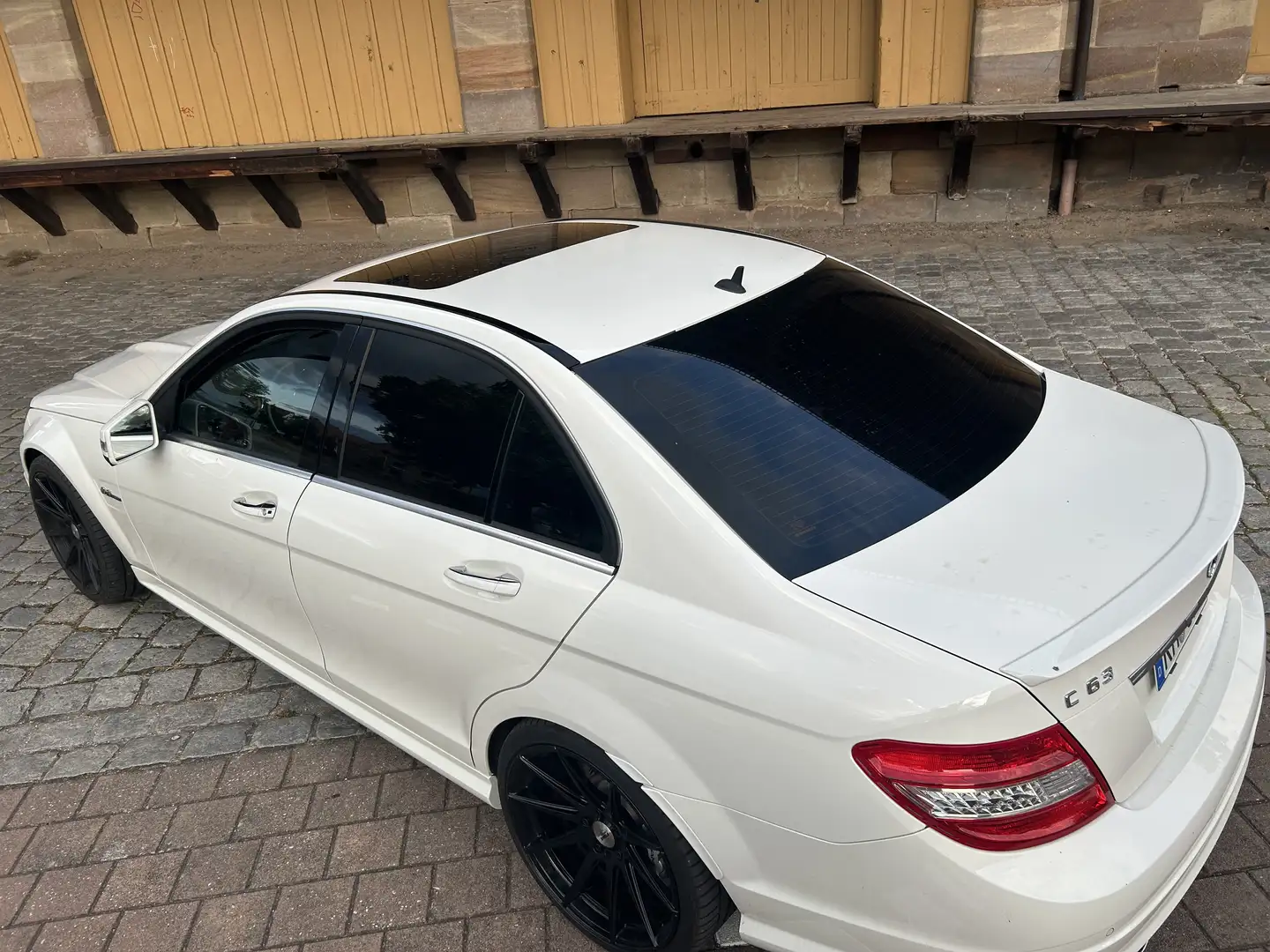 Mercedes-Benz C 63 AMG 7G-TRONIC - 2
