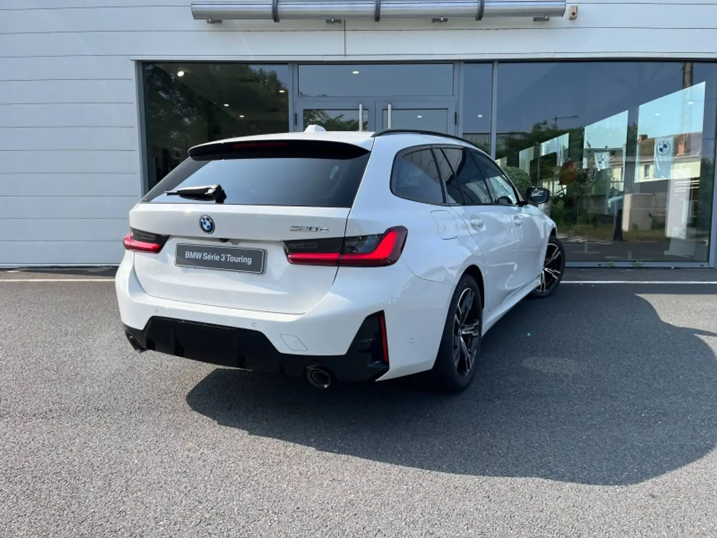 BMW 320 320eA 204ch M Sport - 2