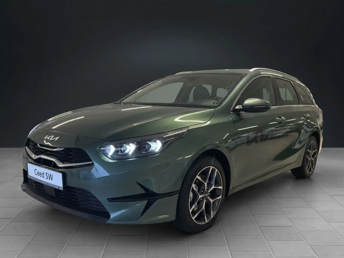 Kia Ceed SW / cee'd SW CEED SW 1.5T 140PS DCT7 SPIRIT Grün - 2