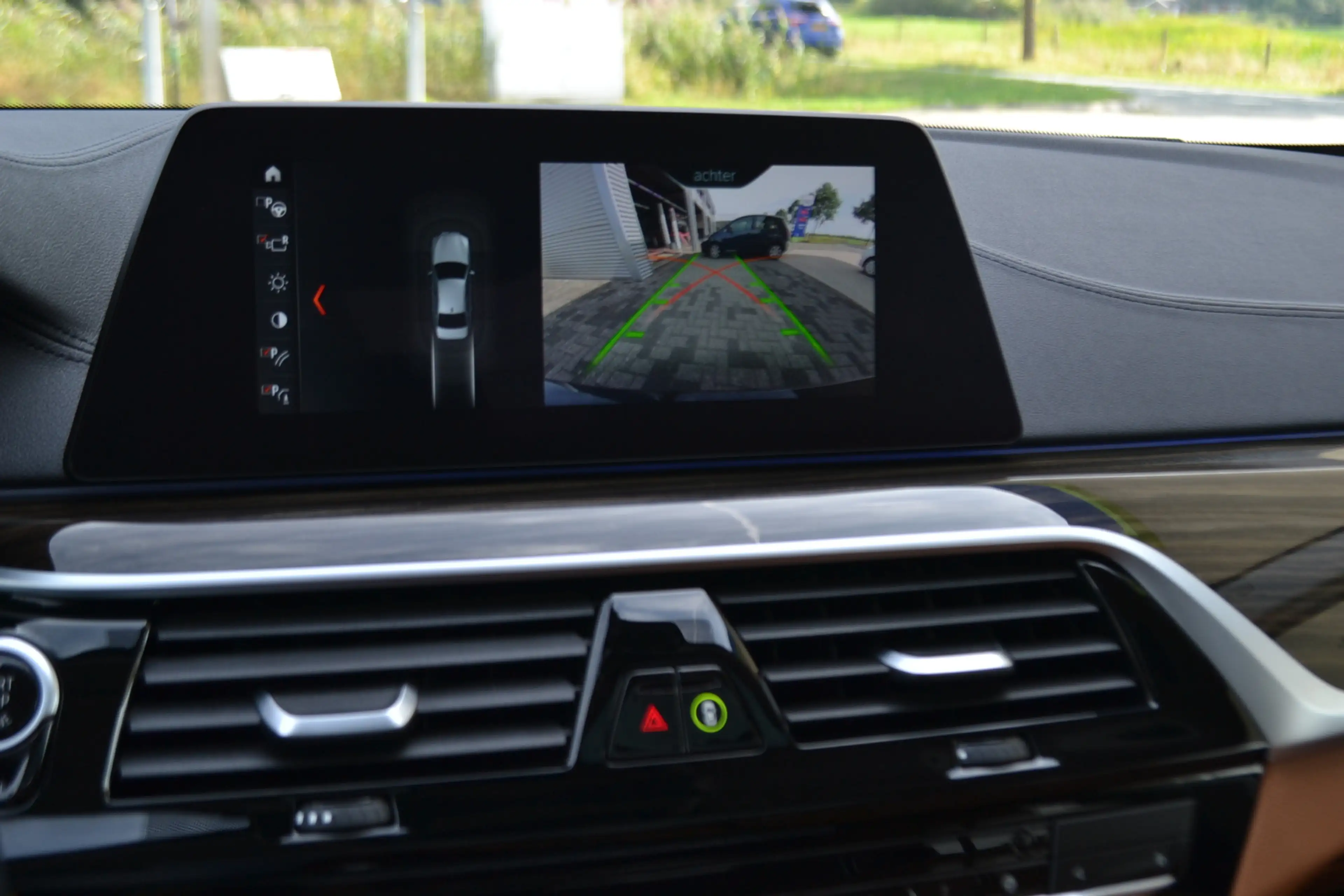 BMW 520 5-serie 520i Luxury | Opendak | Head Up | Comforts — photo 15