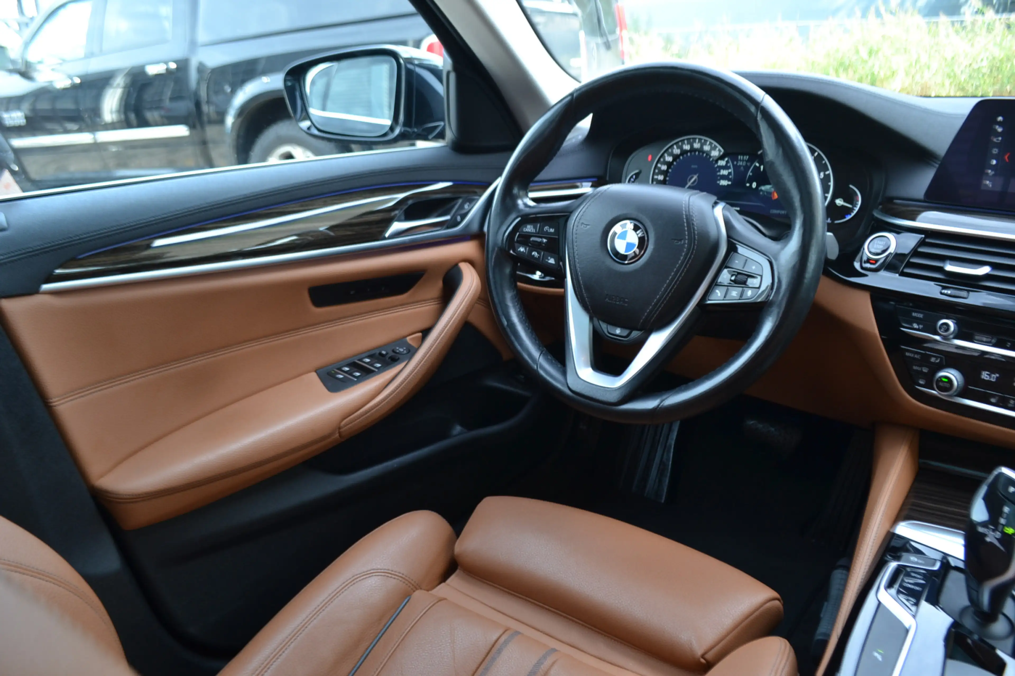 BMW 520 5-serie 520i Luxury | Opendak | Head Up | Comforts — photo 25