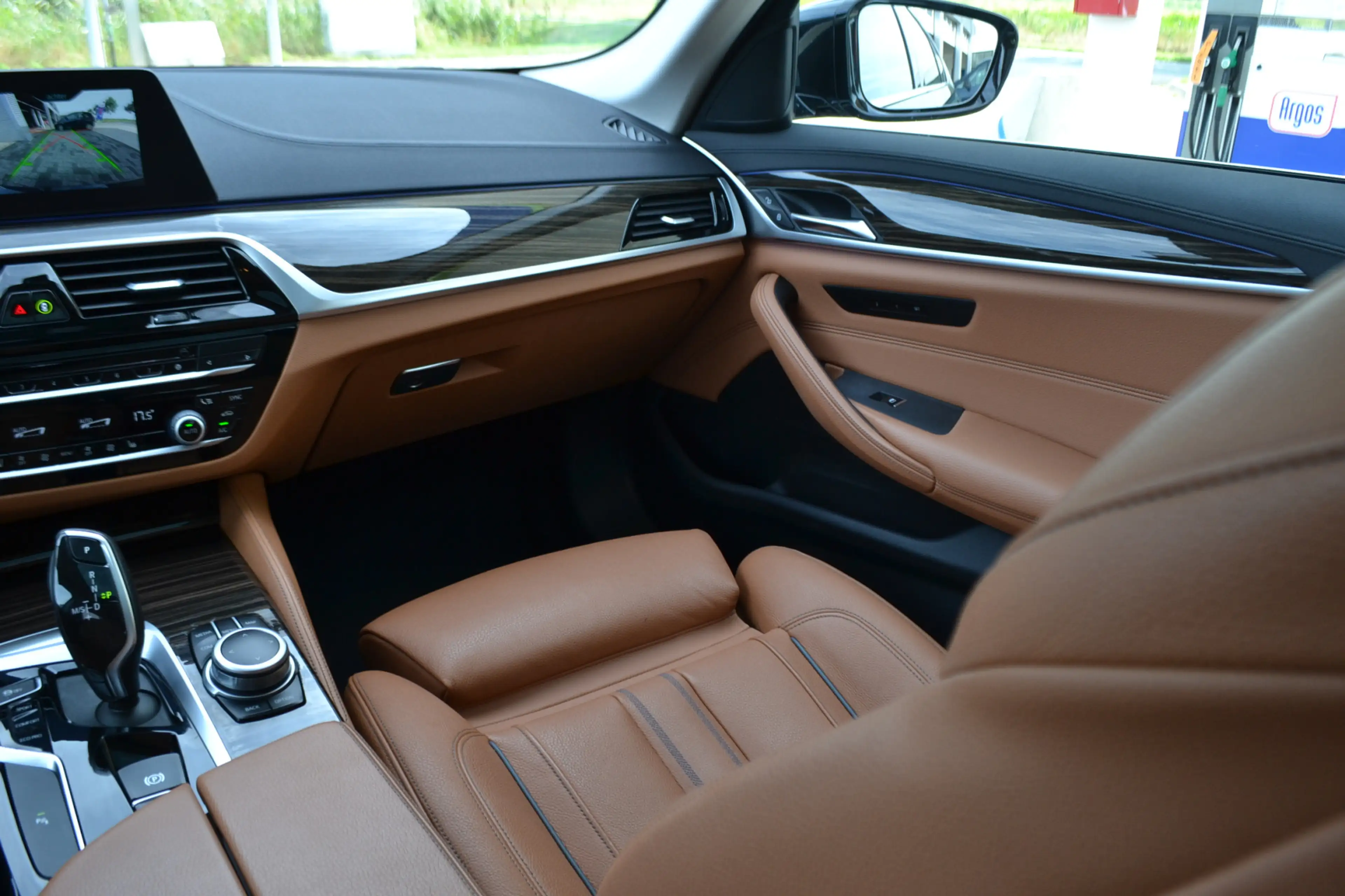 BMW 520 5-serie 520i Luxury | Opendak | Head Up | Comforts — photo 26
