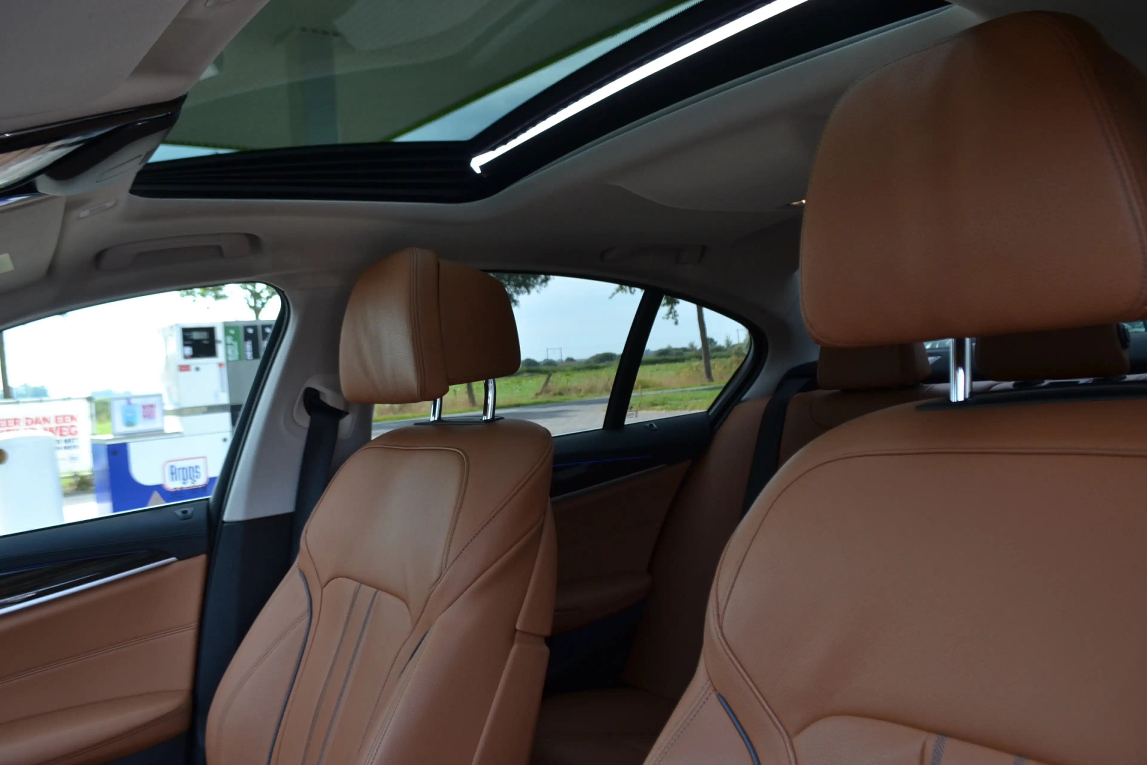 BMW 520 5-serie 520i Luxury | Opendak | Head Up | Comforts — photo 7