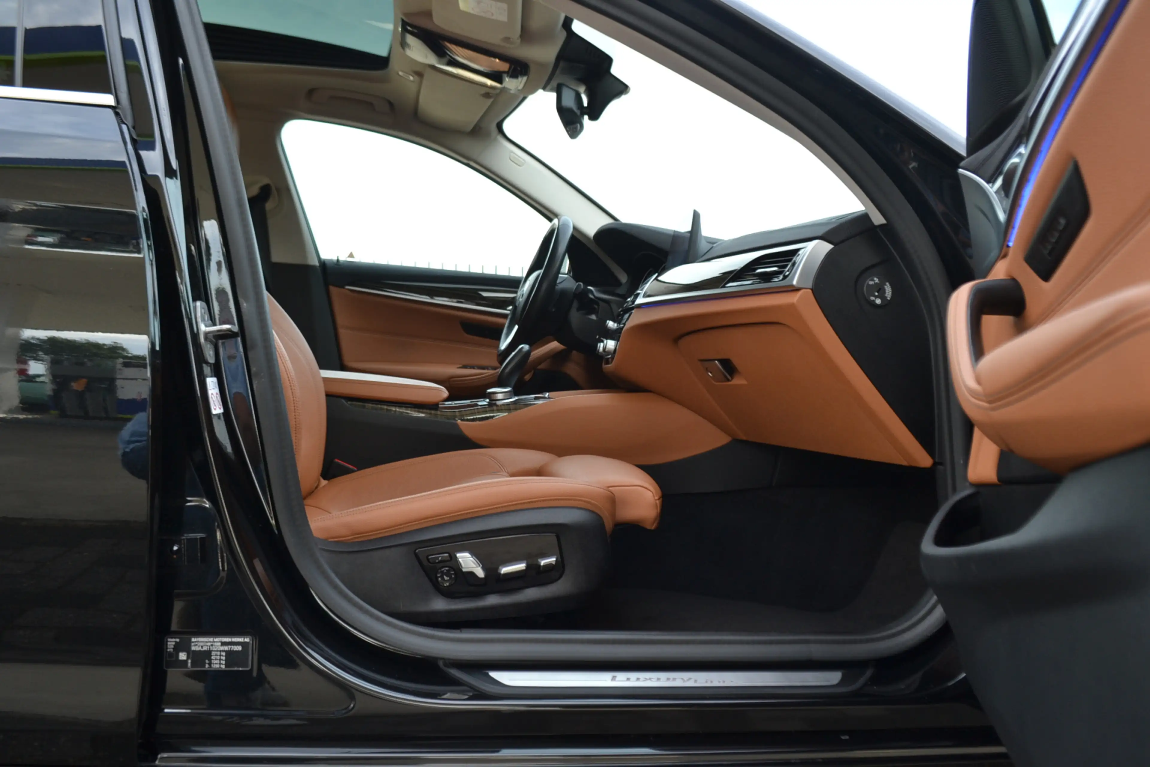 BMW 520 5-serie 520i Luxury | Opendak | Head Up | Comforts — photo 9