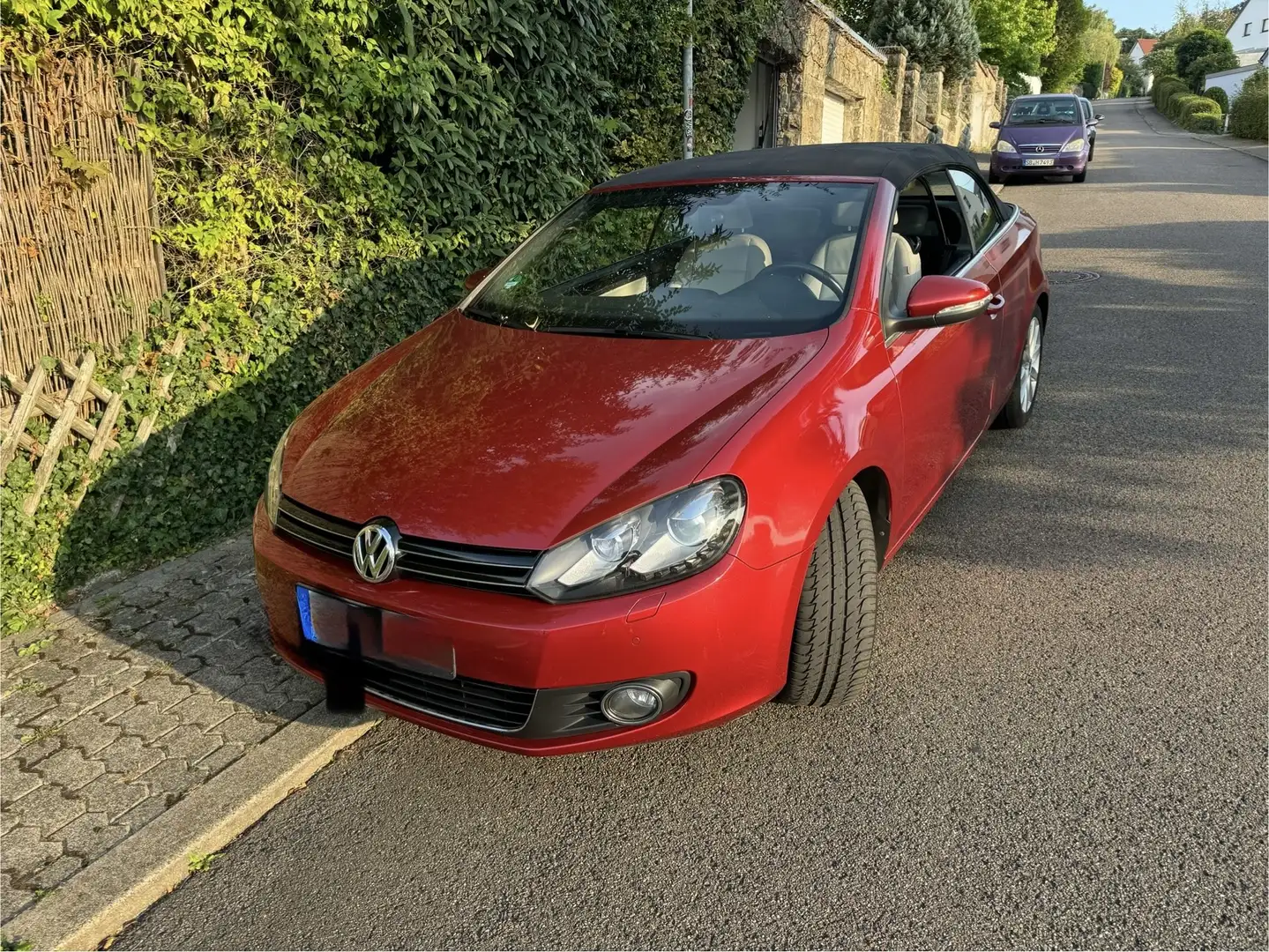 Volkswagen Golf Cabriolet Basis Rot - 2