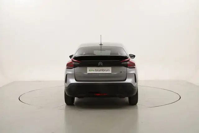Citroen C4 view 4