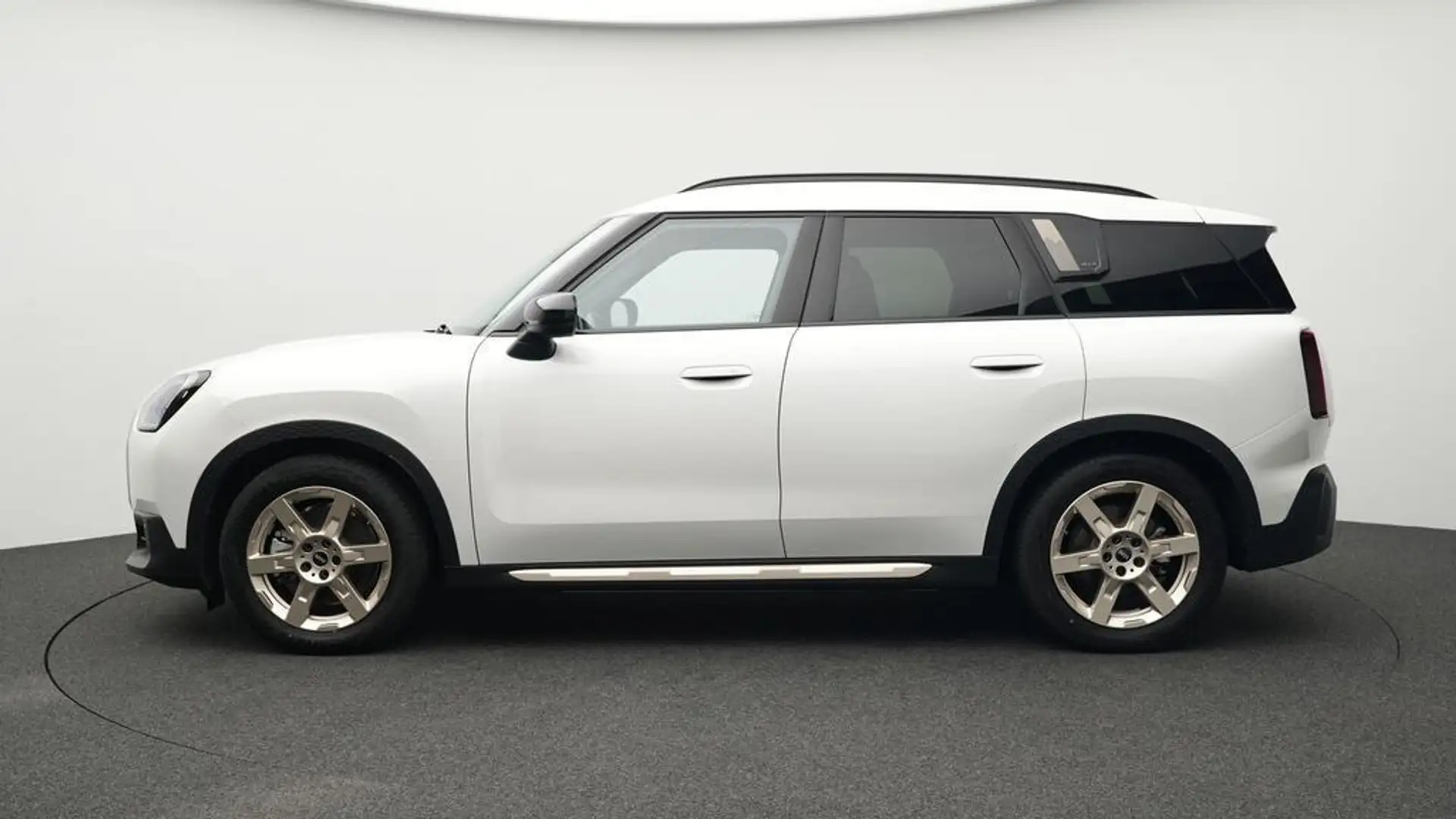 MINI Countryman SE All4 Favoured Trim Blanc - 2
