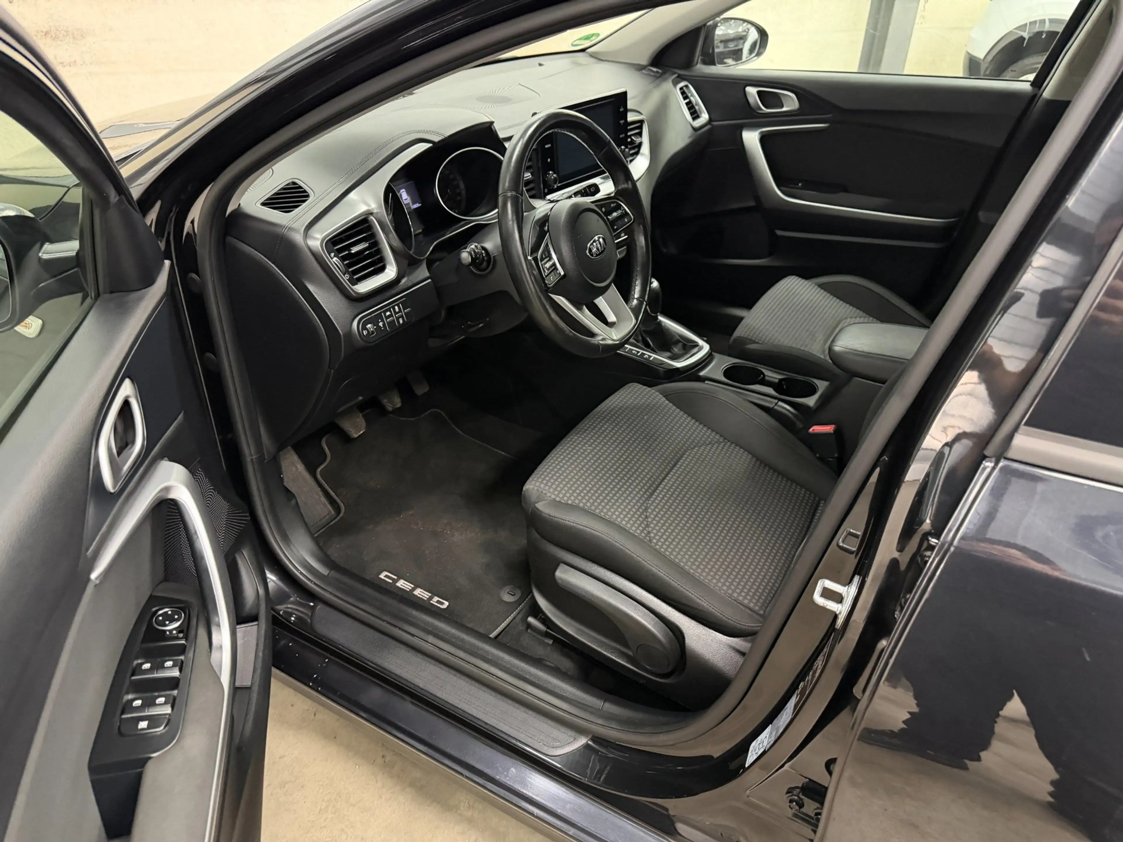Kia Ceed / cee'd 1.0 T-GDi DynamicPlusLine stuur+stoelverwarming — photo 9