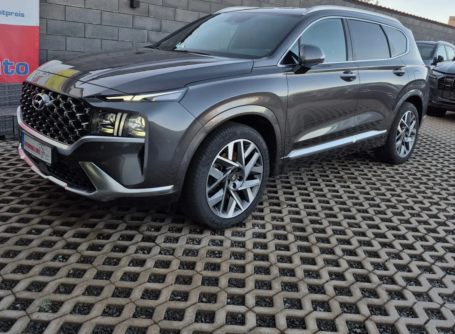 Hyundai SANTA FE Signature 4WD*AHK*HUD*360KAMERA*SHZ*ACC*LED*20ALU Schwarz - 1