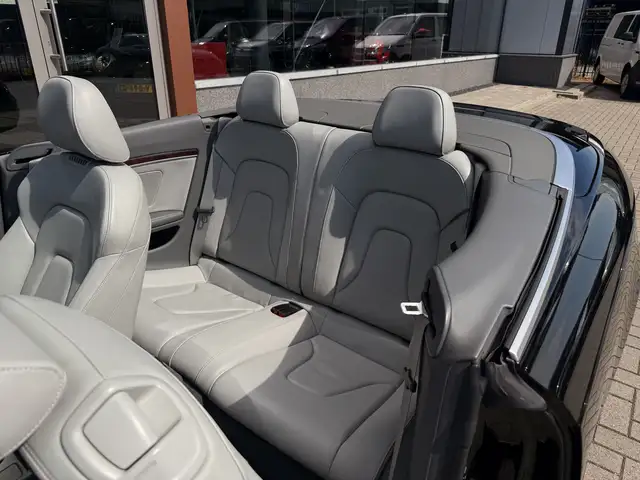 Audi A5 view 6