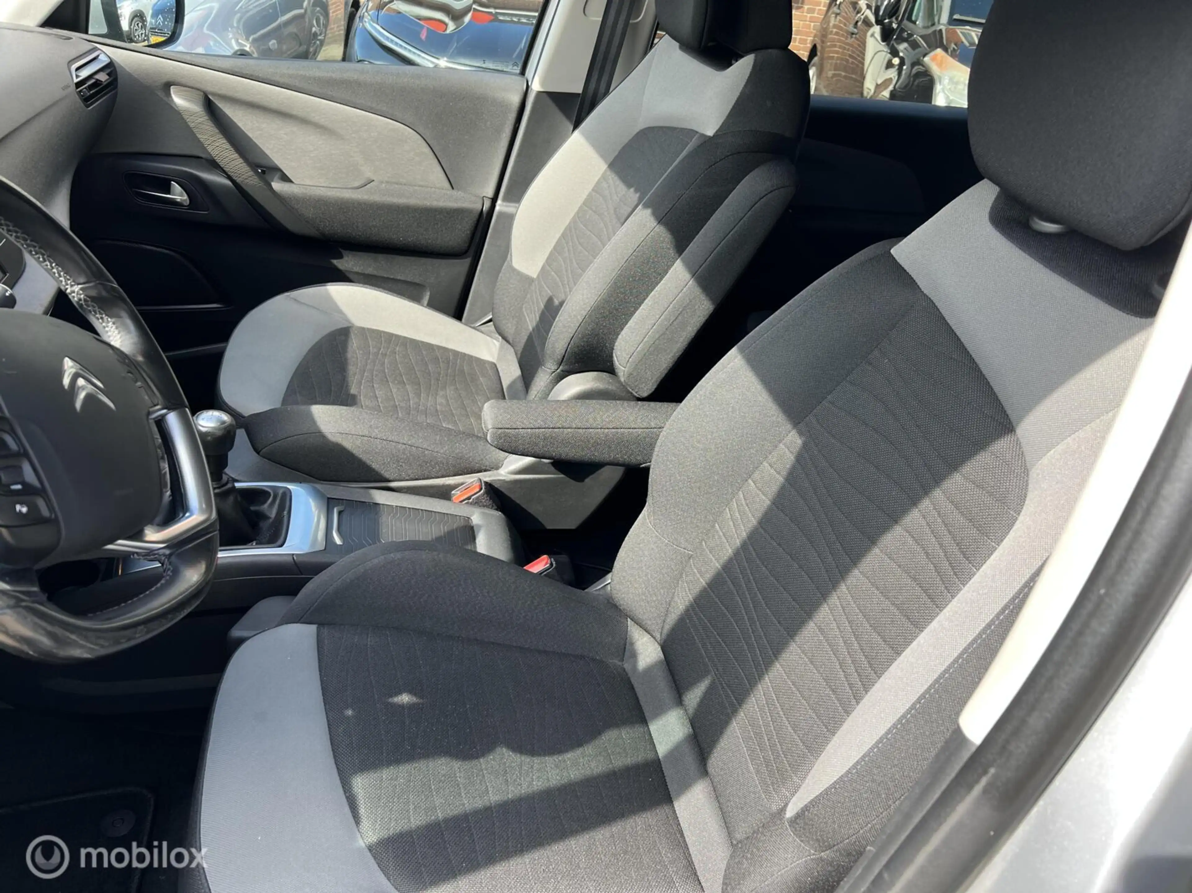 Citroen C4 Picasso 1.2 PureTech Business — photo 10