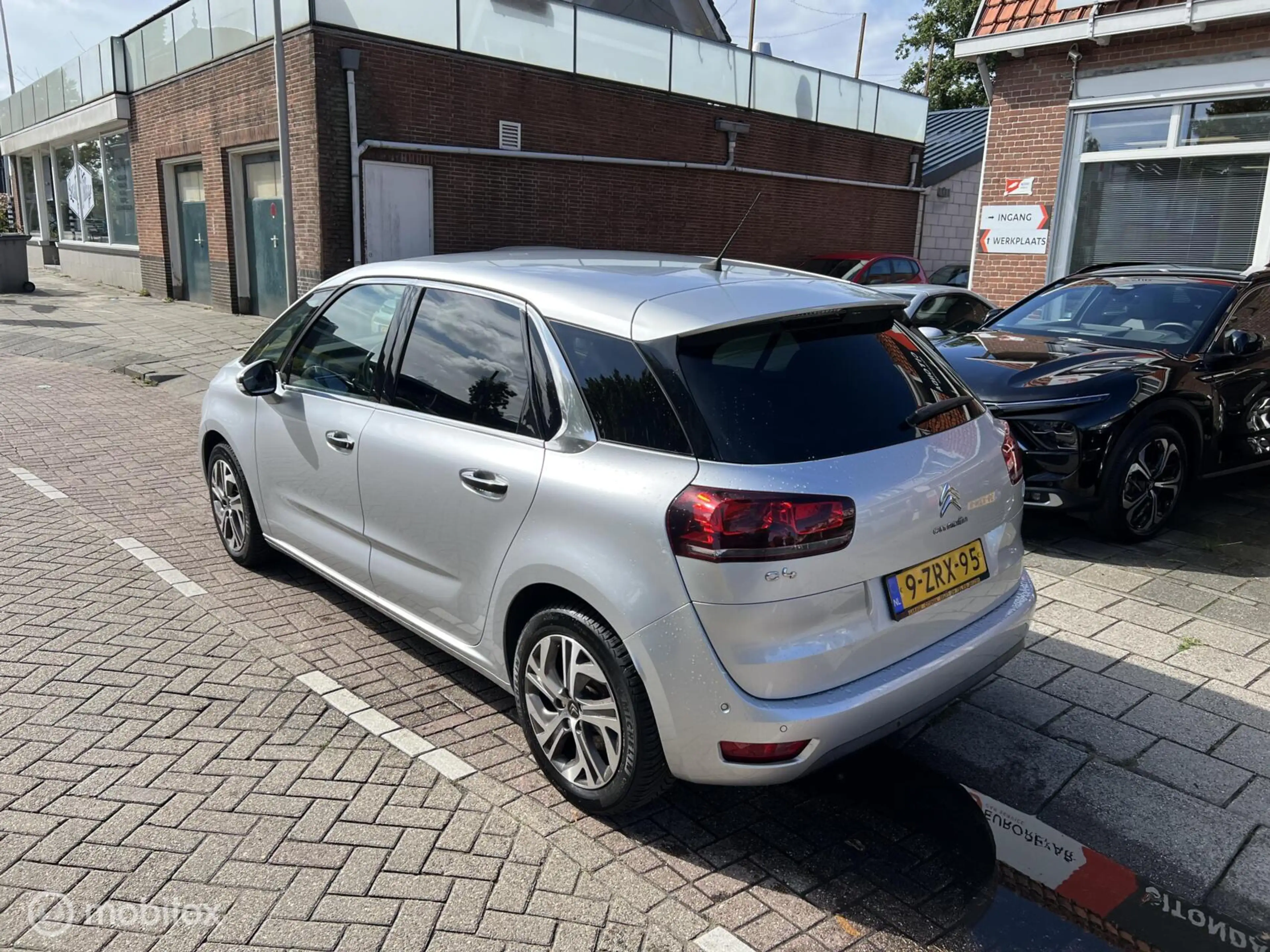 Citroen C4 Picasso 1.2 PureTech Business — photo 7