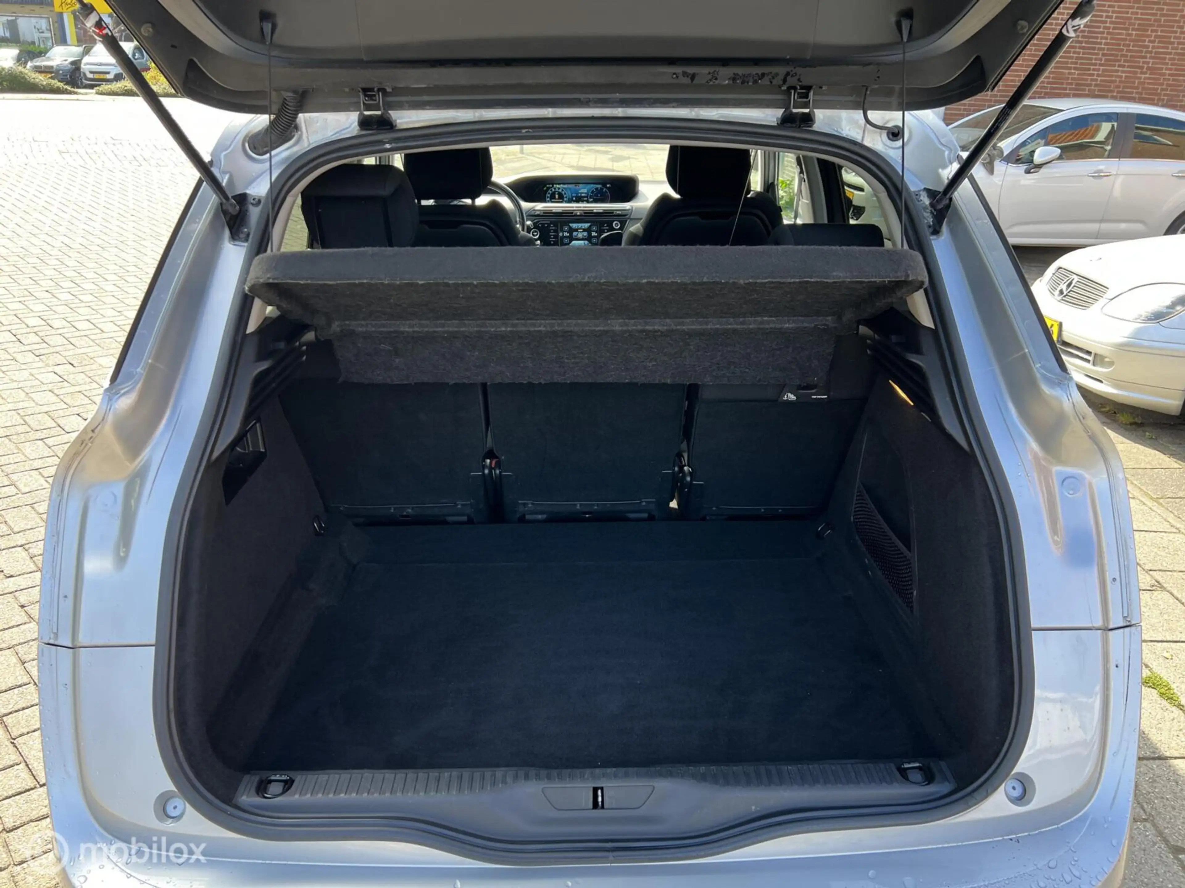 Citroen C4 Picasso 1.2 PureTech Business — photo 12