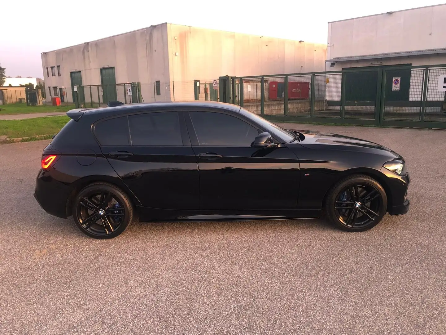 BMW 120 120i Msport 5p Nero - 2