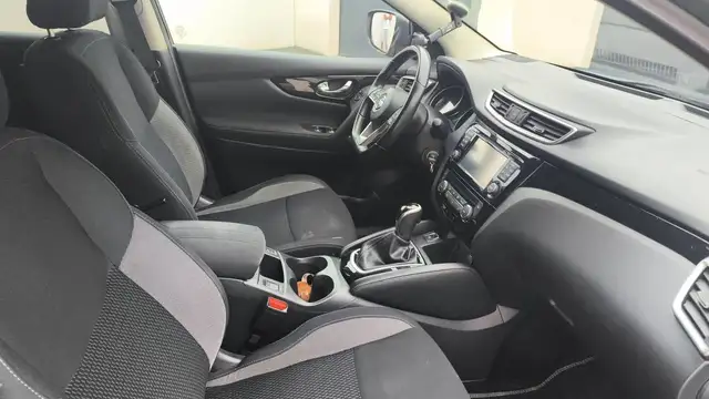 Nissan Qashqai view 27