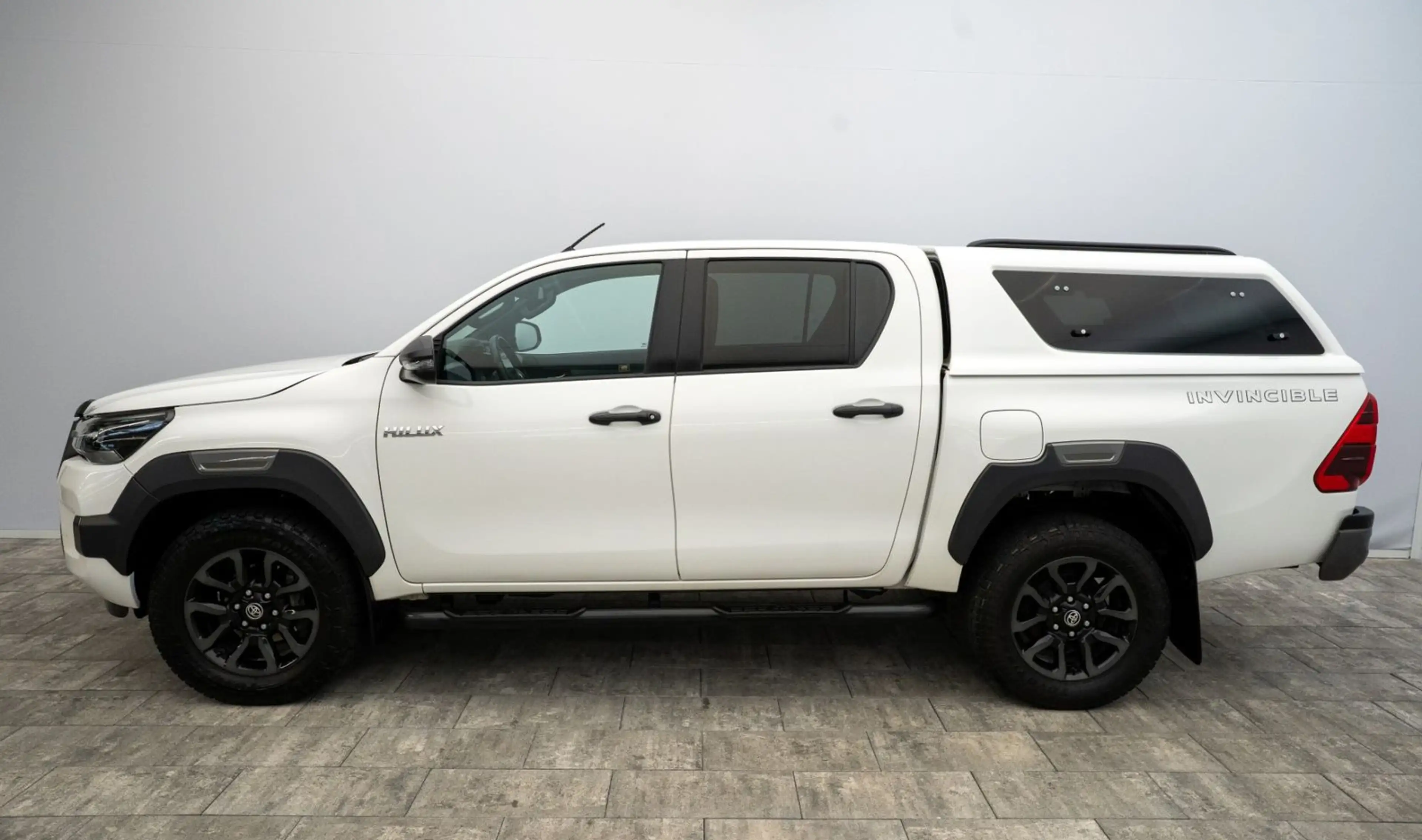 Toyota Hilux 2.8 D4-D INVINCIBLE AHK°JBL°Assistenz°Navi — photo 5
