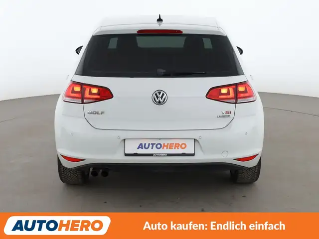 Volkswagen Golf view 5