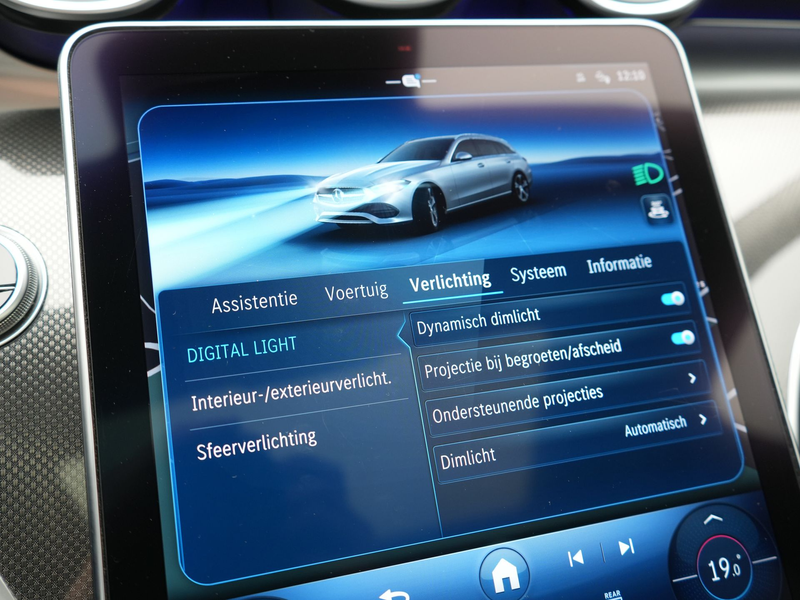 Mercedes-Benz C 300 Estate e AMG Line PHEV 313pk Dealer O.H | Trekhaak — photo 31
