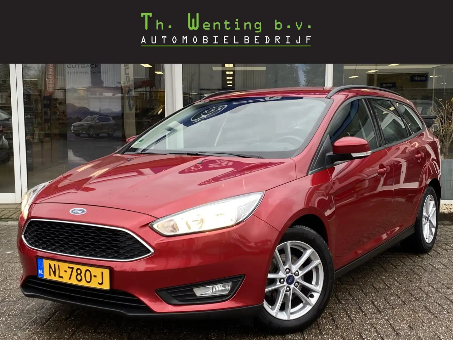Ford Focus Wagon 1.5 TDCI Lease Edition | Klimaat controle | Rood - 1