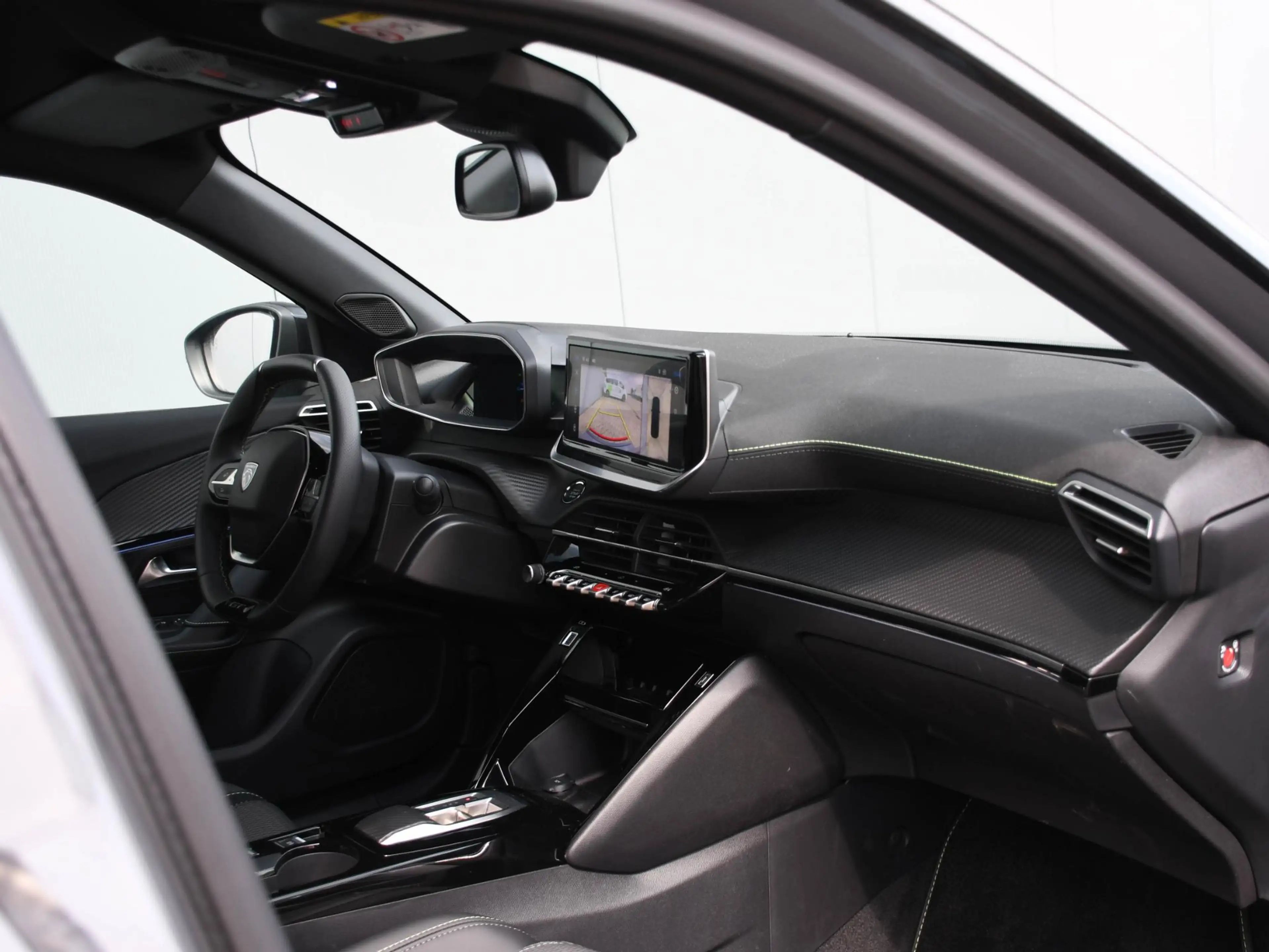Peugeot e-2008 GT Avantage 54kWh 156pk Automaat DODE HOEK | ADAP. — photo 9