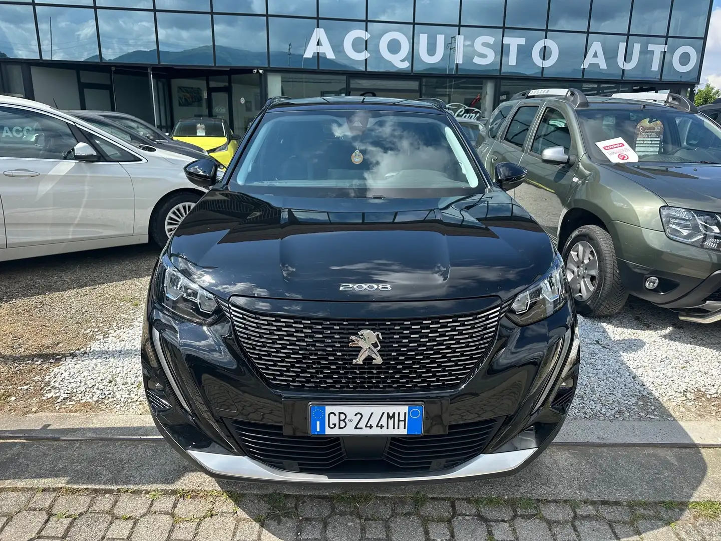 Peugeot 2008 2008 1.2 puretech Allure s Noir - 1