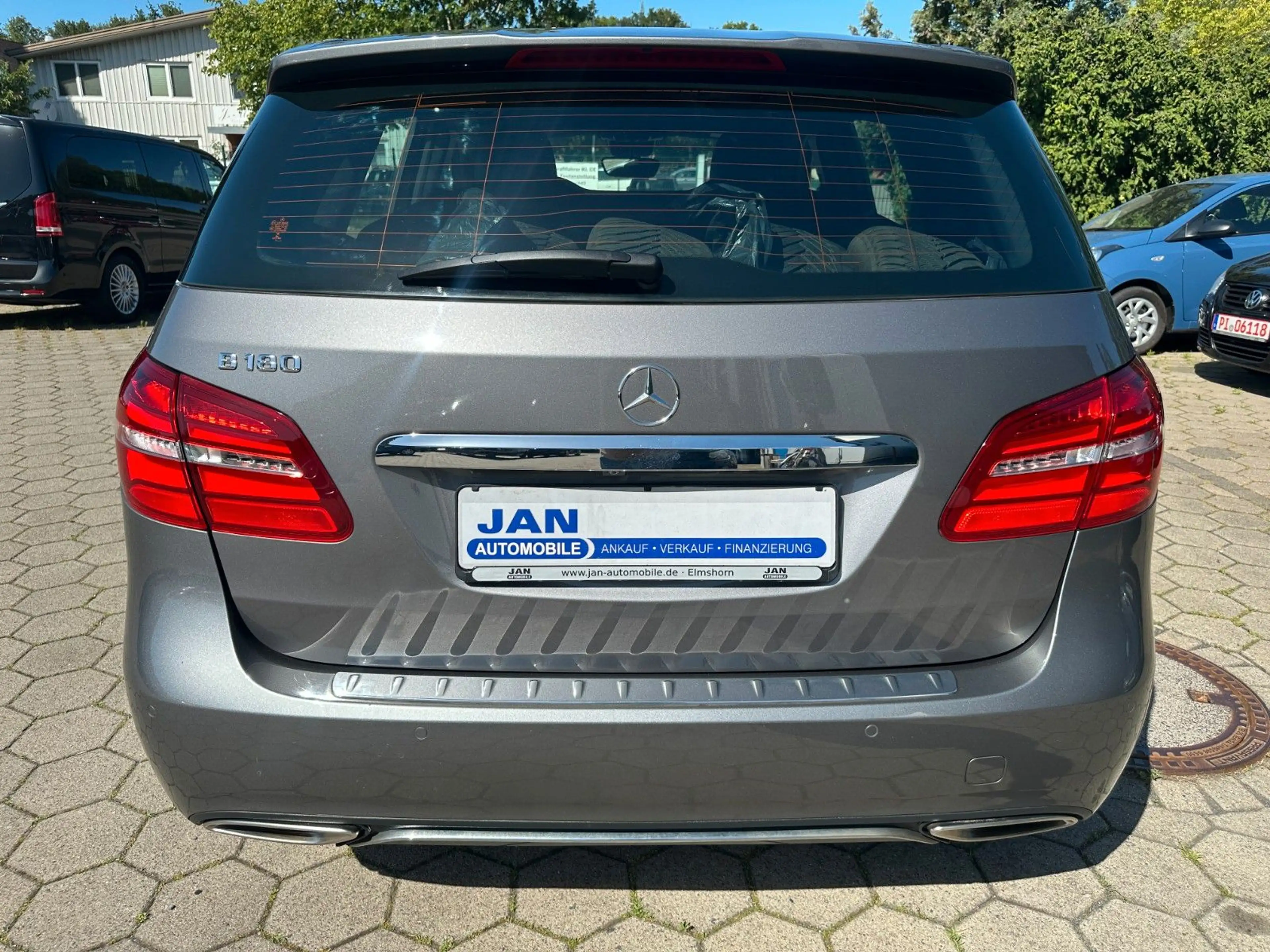 Mercedes-Benz B 180 Alu PDC SHZ Temp T-Leder — photo 5