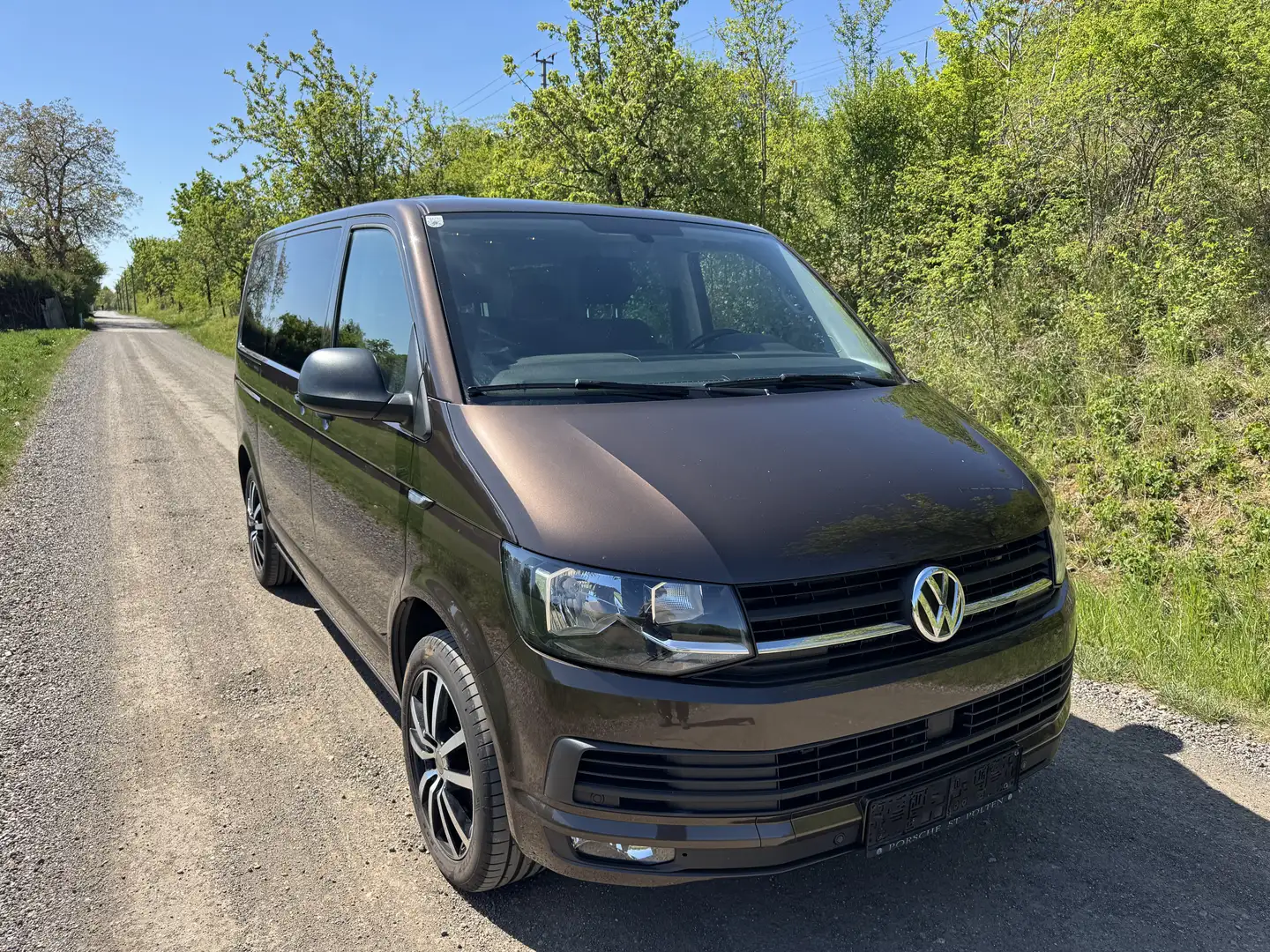 Volkswagen T6 Multivan Trendline 2,0 TDI BMT DSG - 2