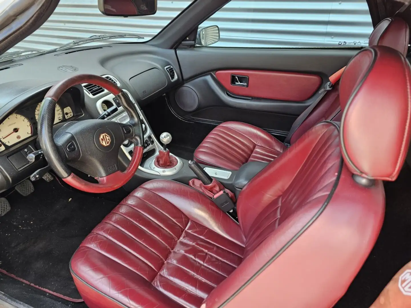 MG MGF 1.8i Gris - 2
