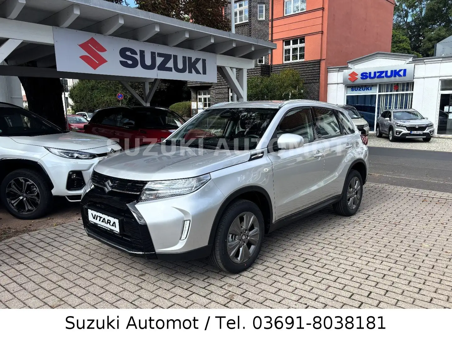 Suzuki Vitara 1.4 Hybrid Club DAB LED Navi Kamera Tempo Argent - 1