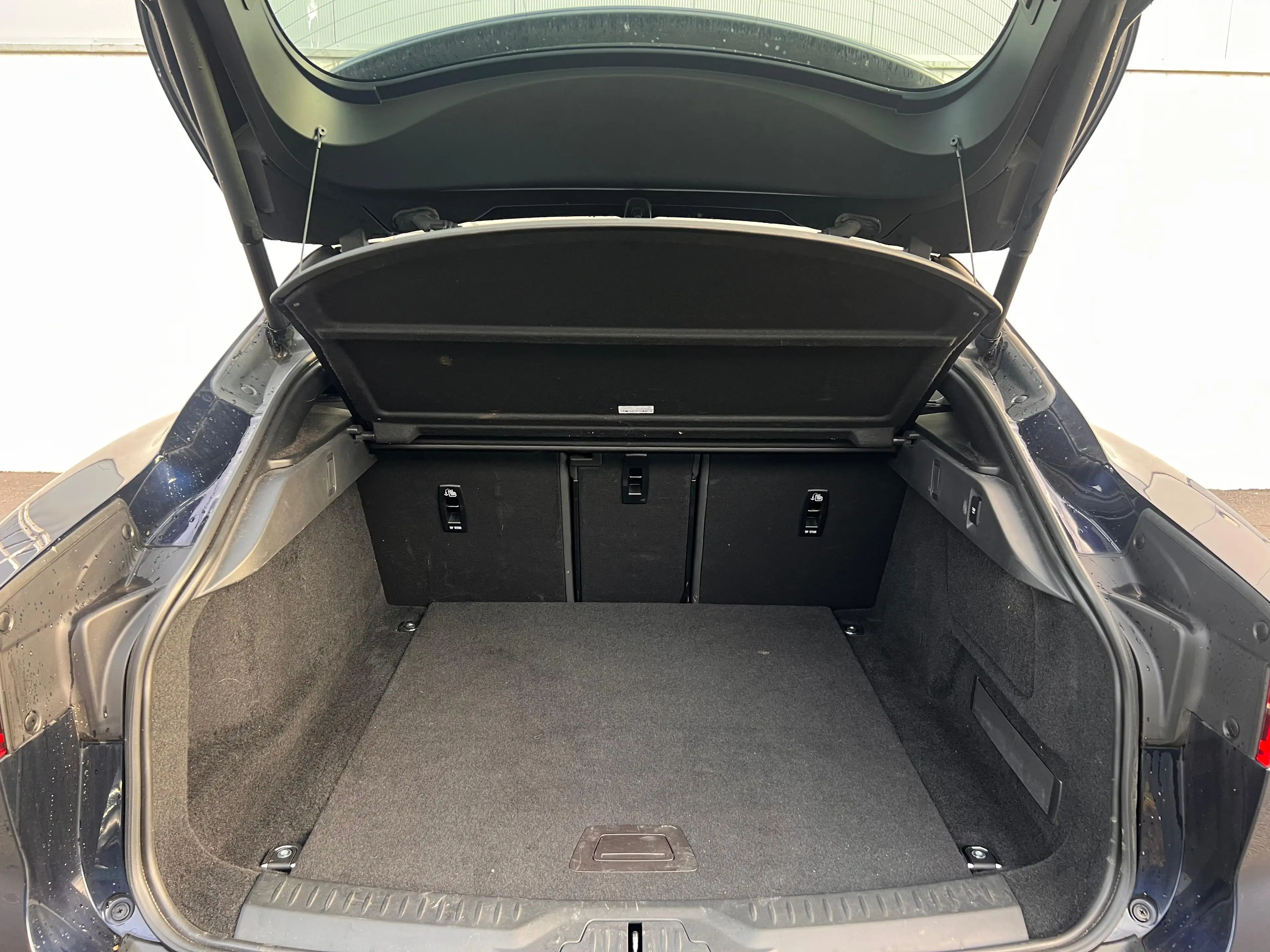 Jaguar I-Pace EV400 AWD — photo 5