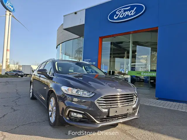 Ford Mondeo HEV Titanium Hybrid AUT